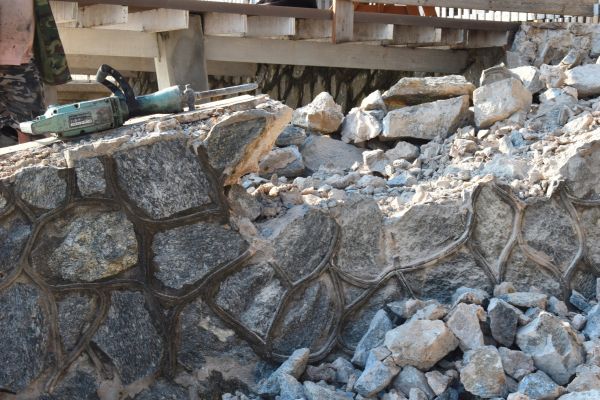 Retaining Wall Demolition in Claremore